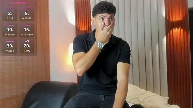 Snapshot of Justin_mack chatting on 10.17.25 Justin mack online show from 10.17.25