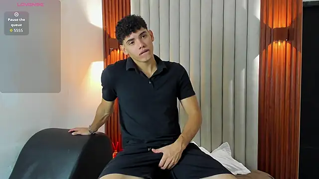 Snapshot of Justin_mack chatting on 10.22.25 Justin mack online show from 10.22.25