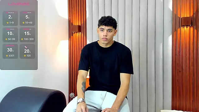 Snapshot of Justin_mack chatting on 11.13.25 Justin mack online show from 11.13.25