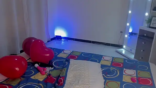 leahaltomm online show from 02.14.25