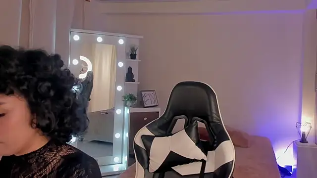 leahaltomm online show from 03.15.25