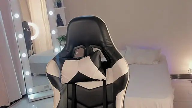 leahaltomm online show from 03.21.25