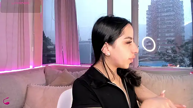 Daphne chers online show from 11.20.25