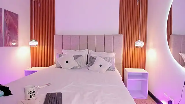 Snapshot of khloe-sweet chatting on 02.11.26 khloe-sweet online show from 02.11.26