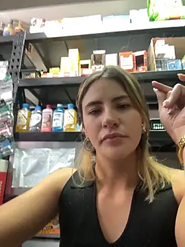 Andrea18 blonde online show from 02.10.26