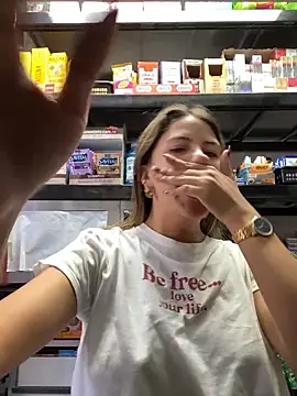 Andrea18 blonde online show from 03.15.26