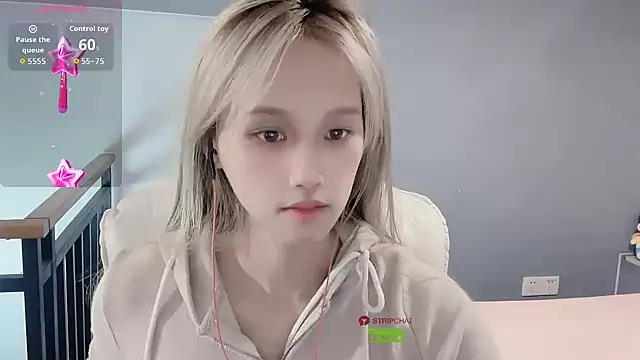 xunian71O online show from 01.11.26