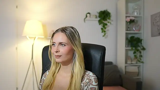 catecrago  online show from 09.15.25