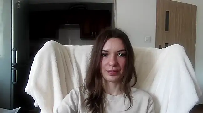 Snapshot of aurora_lust chatting on 02.24.25 aurora lust online show from 02.24.25