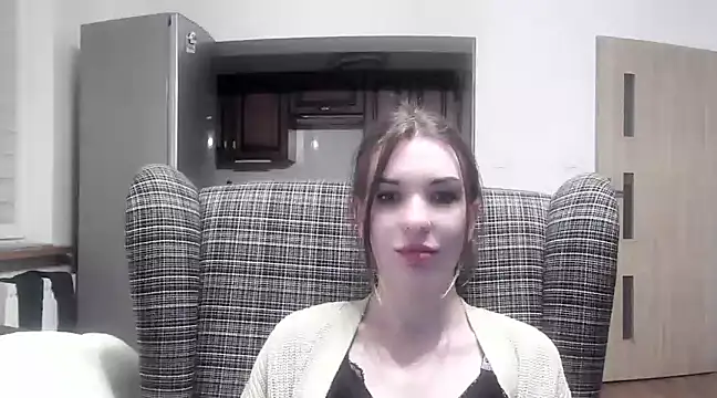 Snapshot of aurora_lust chatting on 03.05.25 aurora lust online show from 03.05.25