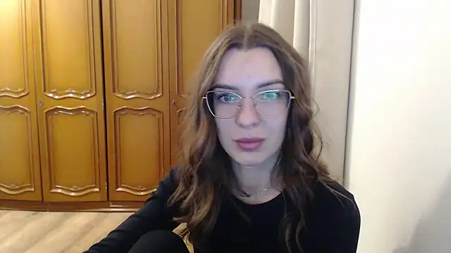 Snapshot of aurora_lust chatting on 11.14.25 aurora lust online show from 11.14.25