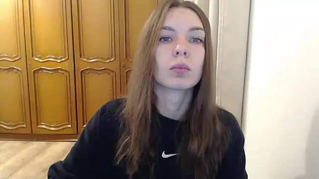 Snapshot of aurora_lust chatting on 11.19.25 aurora lust online show from 11.19.25