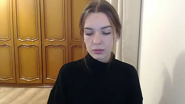 Snapshot of aurora_lust chatting on 11.20.25 aurora lust online show from 11.20.25