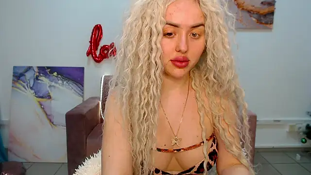 MissisCaty online show from 02.09.25