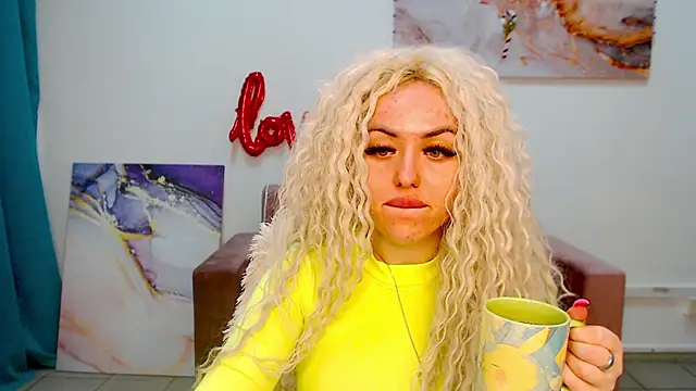 MissisCaty online show from 02.09.25