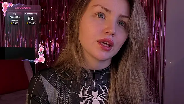 Lora Rosee online show from 04.11.26