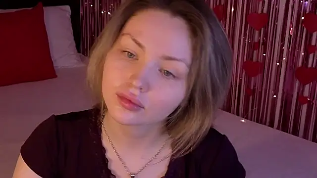 Lora Rosee online show from 05.29.26