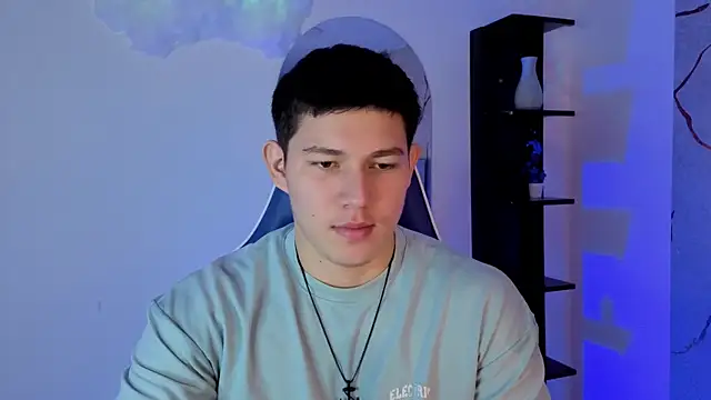 JamesCr  online show from 05.21.26