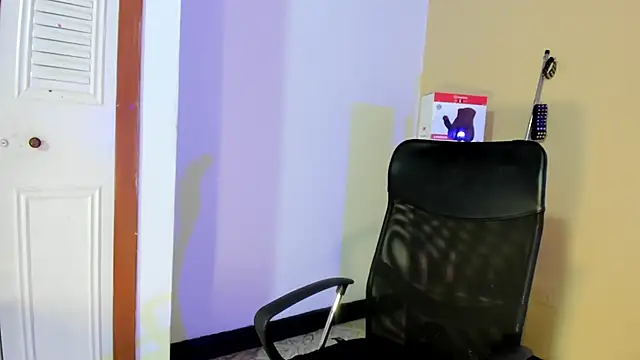 Violetta 0 online show from 09.23.25