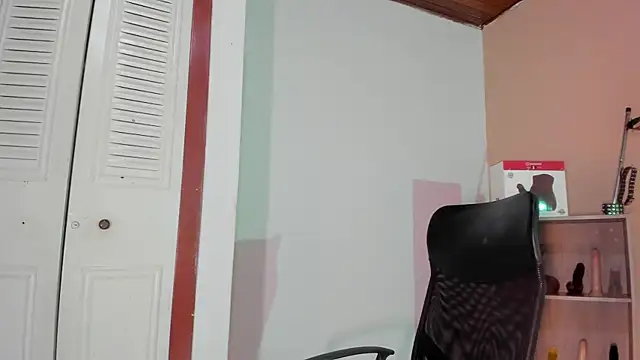 Violetta 0 online show from 11.08.25