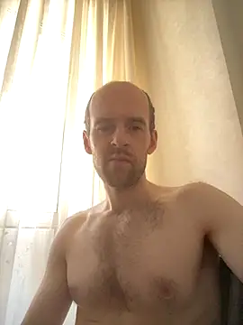 Snapshot of LynnAhNight chatting on 09.14.25 LynnAhNight online show from 09.14.25