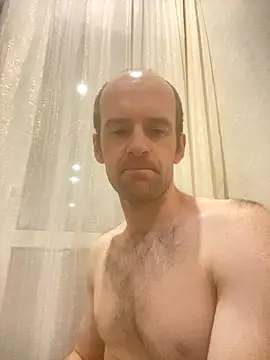 Snapshot of LynnAhNight chatting on 10.09.25 LynnAhNight online show from 10.09.25