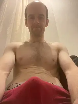 Snapshot of LynnAhNight chatting on 10.16.25 LynnAhNight online show from 10.16.25