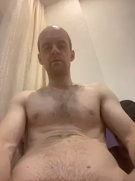 Snapshot of LynnAhNight chatting on 11.14.25 LynnAhNight online show from 11.14.25