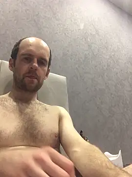 Snapshot of LynnAhNight chatting on 01.14.26 LynnAhNight online show from 01.14.26