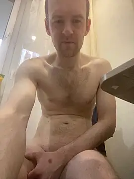 Snapshot of LynnAhNight chatting on 02.23.26 LynnAhNight online show from 02.23.26