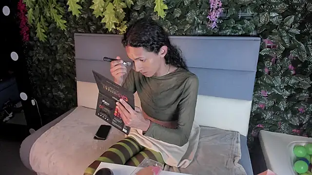 Snapshot of cassidy_blossom chatting on 03.16.25 cassidy blossom online show from 03.16.25