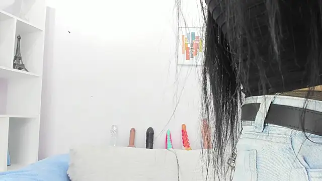 Hiyakasudere online show from 09.29.25