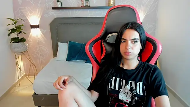 Snapshot of keithy_sex chatting on 03.18.25 keithy sex online show from 03.18.25