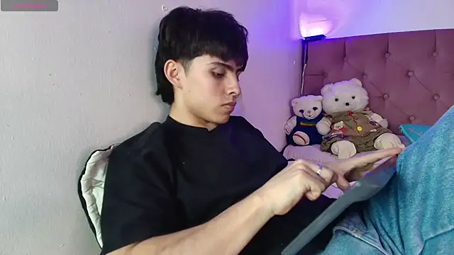 PepperTwink online show from 10.24.25