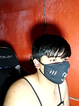 LuisA Femm online show from 02.20.25