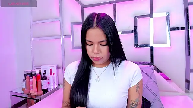 ZoeWan69 online show from 03.06.26