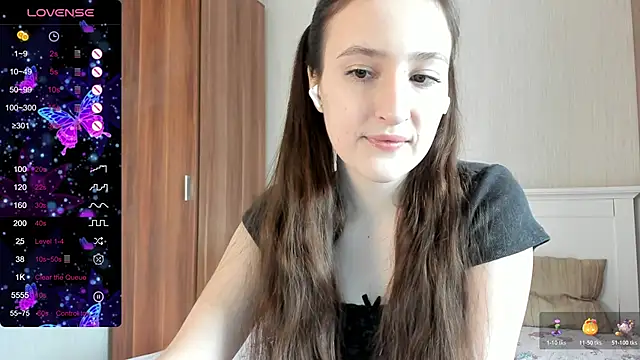 Cute  Nana online show from 10.26.25