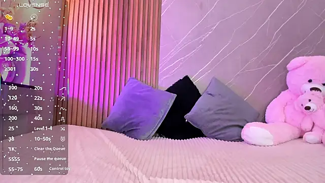 ariana jhonson1 online show from 10.22.25