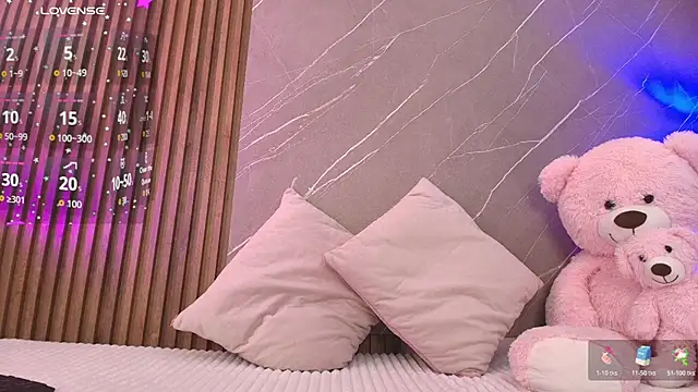 Snapshot of ariana_jhonson1 chatting on 02.19.26 ariana jhonson1 online show from 02.19.26