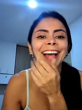 Snapshot of hema_gold chatting on 02.25.25 hema gold online show from 02.25.25