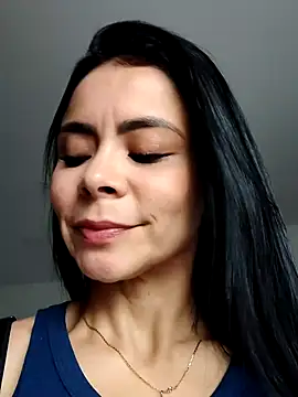 Snapshot of hema_gold chatting on 10.30.25 hema gold online show from 10.30.25