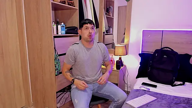 Snapshot of ILoveNYStyle chatting on 03.12.25 ILoveNYStyle online show from 03.12.25