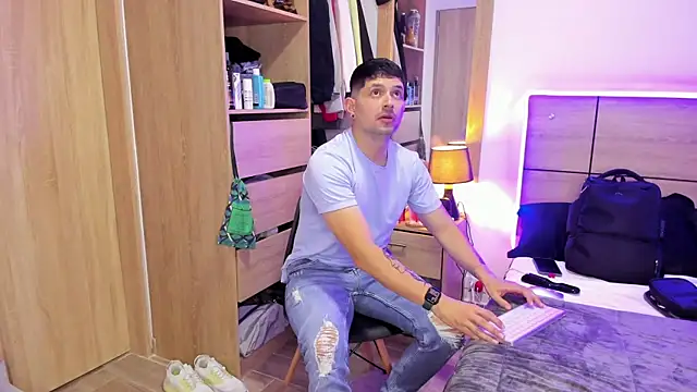 Snapshot of ILoveNYStyle chatting on 03.14.25 ILoveNYStyle online show from 03.14.25