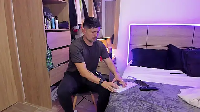 Snapshot of ILoveNYStyle chatting on 03.17.25 ILoveNYStyle online show from 03.17.25