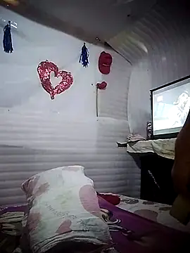 BonniAdams online show from 03.09.25