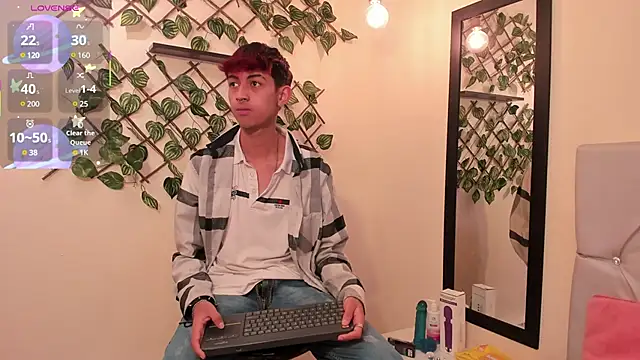 Snapshot of Allen_Starck chatting on 02.18.25 Allen Starck online show from 02.18.25