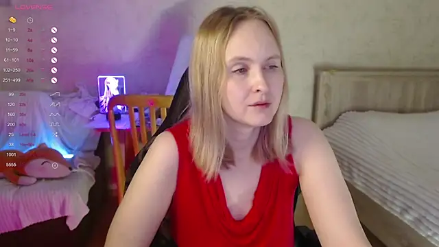 Snapshot of Agatha_Mott chatting on 11.14.25 Agatha Mott online show from 11.14.25