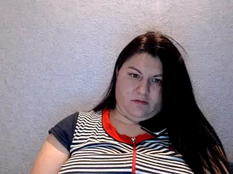 KiraSwee online show from 12.10.24