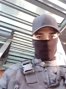 Snapshot of 1Dseralmora2 chatting on 10.26.25 1Dseralmora2 online show from 10.26.25