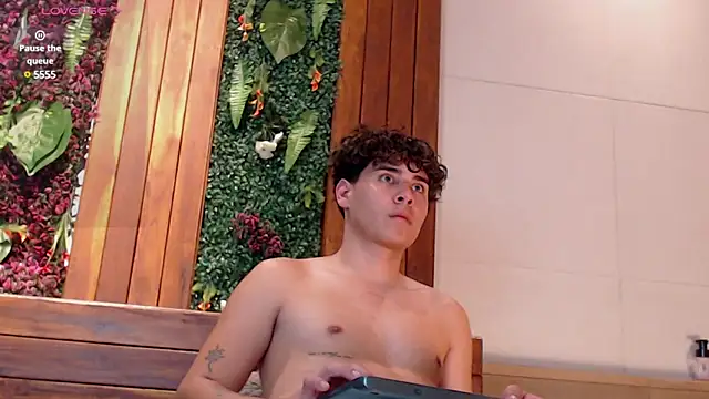 Snapshot of Gabriell_ramirez chatting on 02.22.25 Gabriell ramirez online show from 02.22.25